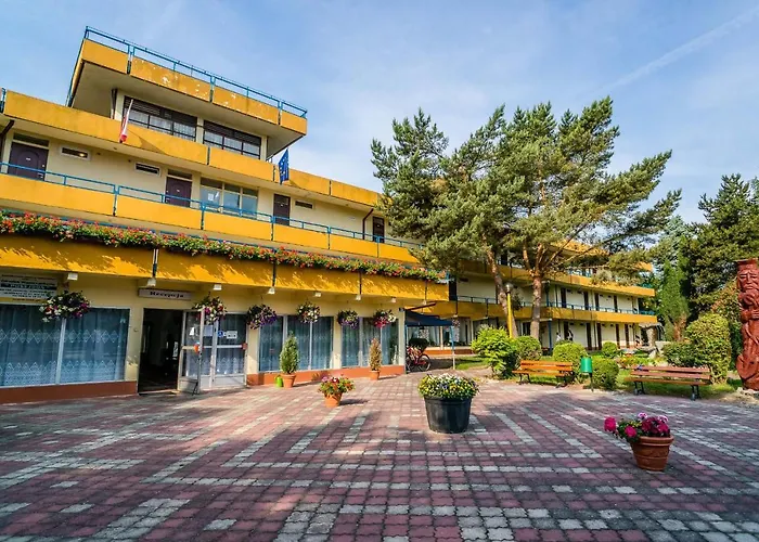 Ow Posejdon Jastarnia - Blisko Morza I Nad Zatoka ياستارنيا